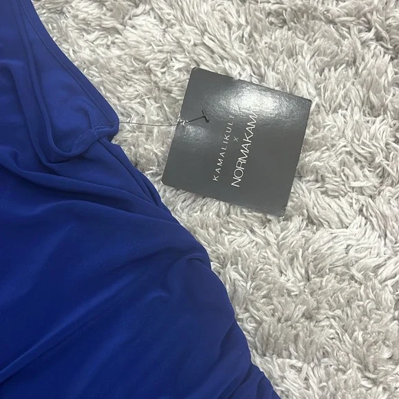 Gorgeous brand new Norma Kamala evening dress